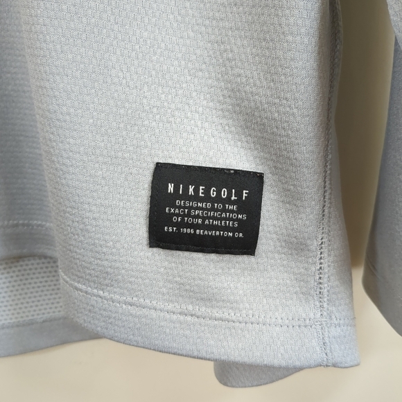 Nike Golf men's long sleeve 1/4 zip pullover, gray and black, size L - Picture 3 of 11